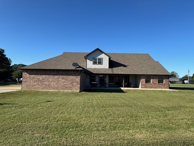 Welcome to an exquisite home in Northwood subdivision at Lake - photo 6