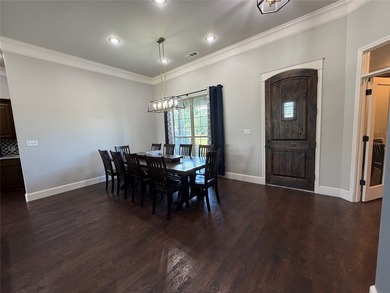 Welcome to an exquisite home in Northwood subdivision at Lake - photo 9