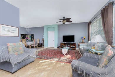 Impressive *LAKE FRONT*  3 Bedroom, 2 Bathroom home with - photo 16