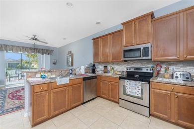 Impressive *LAKE FRONT*  3 Bedroom, 2 Bathroom home with - photo 19