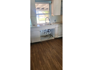 ATTENTION INVESTORS !! Come see this Bank owned, three bedroom 2 - photo 3