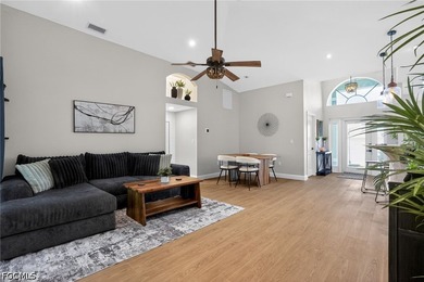 Meticulously maintained, turnkey home not in a flood zone. Major - photo 6