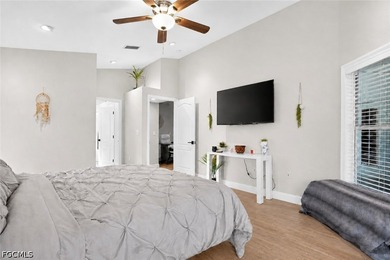 Meticulously maintained, turnkey home not in a flood zone. Major - photo 10