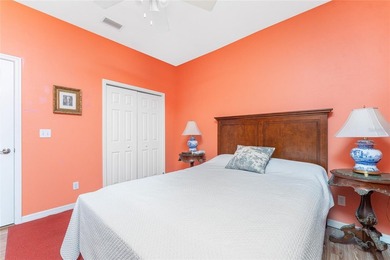 Impressive *LAKE FRONT*  3 Bedroom, 2 Bathroom home with - photo 32