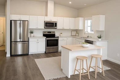 Rare opportunity to own 2 residences plus a studio on one tax - photo 34