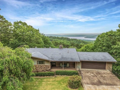 Lake Home For Sale in Fairfield Bay, Arkansas