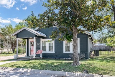 Guadalupe River - Kerr County Home For Sale in Kerrville Texas