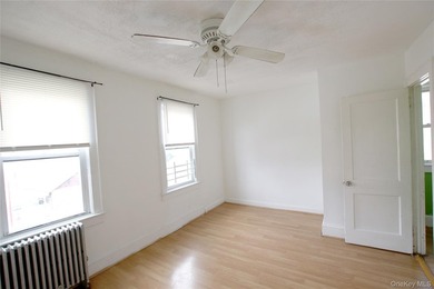 Detached 2 Family house located in the convenient area, within - photo 9