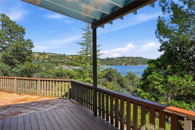 Lakefront Living with Spectacular Views, Private Dock & - photo 10