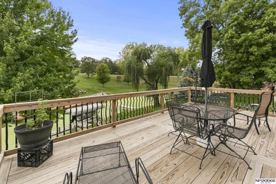 Enjoy lake living at its best with this updated 3-bedroom - photo 9
