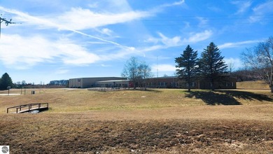 BRING AN OFFER-ALL OFFERS WILL BE CONSIDERED! 35,000 Sq. Ft of - photo 4