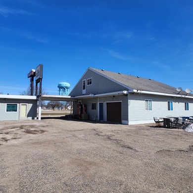Huge opportunity to acquire a high-visibility commercial - photo 13