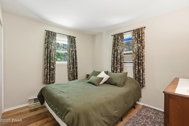 Escape to your own your fully furnished and completely renovated - photo 14