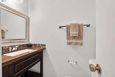 Welcome to this great end-unit townhome offering 2 bedrooms and - photo 15