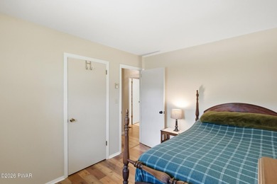 Escape to your own your fully furnished and completely renovated - photo 17