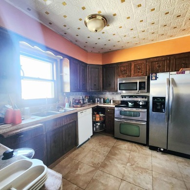 Huge opportunity to acquire a high-visibility commercial - photo 18