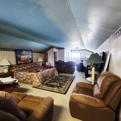 Huge opportunity to acquire a high-visibility commercial - photo 24