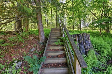 Escape to your own your fully furnished and completely renovated - photo 32