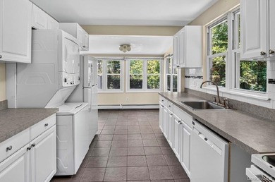 Welcome to 62 Shell Road, a beautifully maintained 2-bedroom - photo 5
