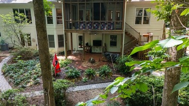 PLEASE FIND VIDEO TOUR LINK Custom-built Southern Living-style - photo 40