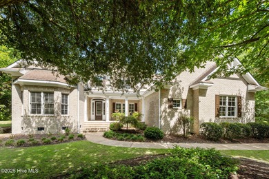 Custom-Built riverfront retreat in the prestigious River - photo 5