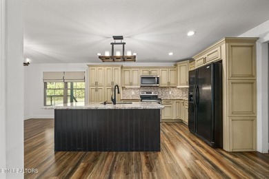 Modern Country Charm with Space, Privacy, and Resort-Style - photo 7