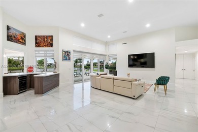 Experience luxury waterfront living in the highly sought-after - photo 12