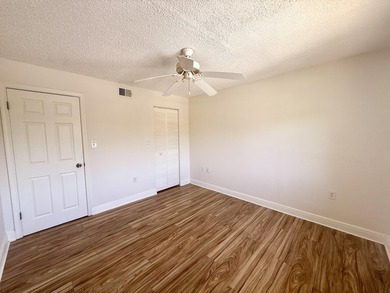 Move right into this beautifully updated 2-bedroom, 2-bathroom - photo 16