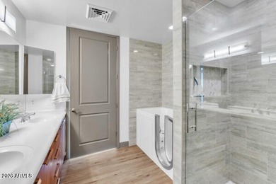 One Lexington Avenue 809, where modern updates meet convenient