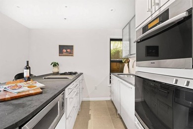 Welcome to 274 Barrow Street, a rare opportunity to own a large - photo 18