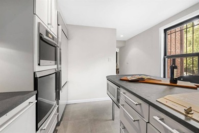 Welcome to 274 Barrow Street, a rare opportunity to own a large - photo 20