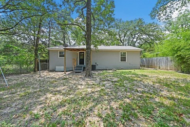 Recently updated 3-bedroom, 2-bath home minutes from Cedar Creek - photo 23