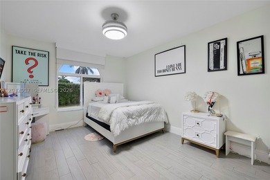 Experience luxury waterfront living in the highly sought-after - photo 32