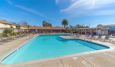 Welcome Home to this Beautifully Maintained Updated End-Unit - photo 34