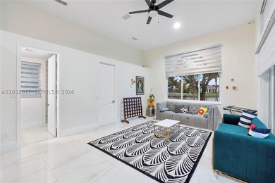 Experience luxury waterfront living in the highly sought-after - photo 39