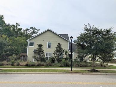Welcome to Magnolia Bluff, a cozy community nestled along the - photo 3