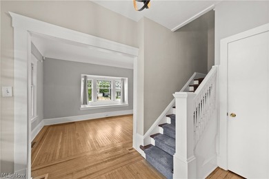 Charming Colonial situated in a prime Western Lakewood location - photo 4