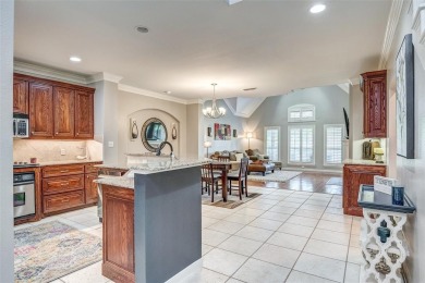 Lake Townhome/Townhouse For Sale in Granbury, Texas