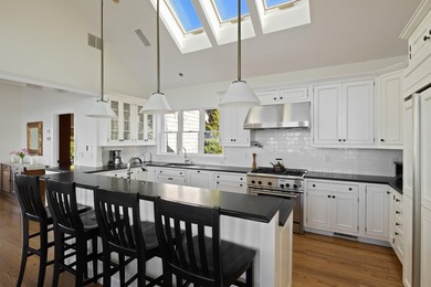 Wellfleet's finest waterfront location paired with an immaculate - photo 12