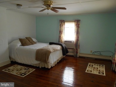 Updated 3-bedroom, 2-bath waterfront home on Hudson Creek offers - photo 15