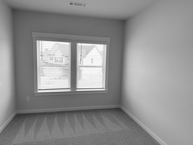 HUGE LIMITED TIME BUYER INCENTIVES on ONLY 6 homes in popular - photo 6
