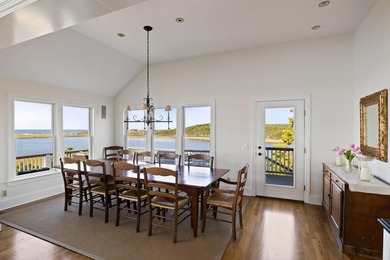 Wellfleet's finest waterfront location paired with an immaculate - photo 17