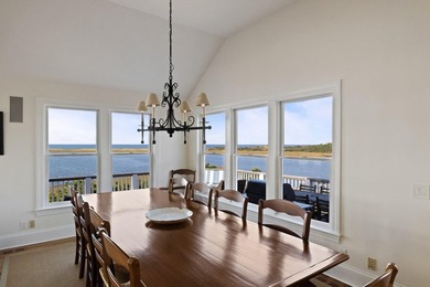 Wellfleet's finest waterfront location paired with an immaculate - photo 18