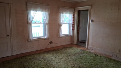 380 Clinton Ave, Winslow. Classic early 1800's farmhouse and - photo 21