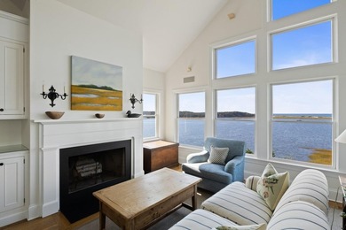 Wellfleet's finest waterfront location paired with an immaculate - photo 23