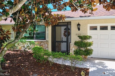 Welcome to this absolutely beautiful 4 bedroom, 3 1/2 bathroom - photo 4