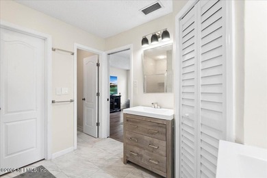 Welcome to this beautifully maintained 4-bedroom, 2-bath - photo 24