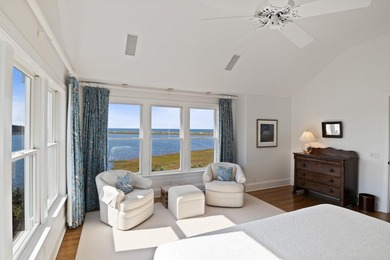 Wellfleet's finest waterfront location paired with an immaculate - photo 29