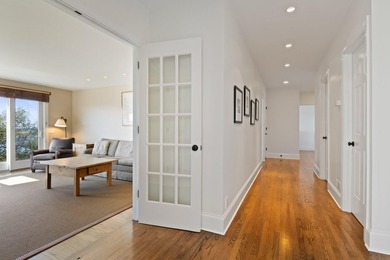 Wellfleet's finest waterfront location paired with an immaculate - photo 37