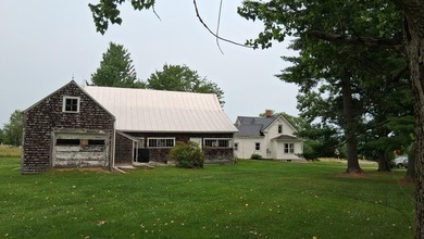 380 Clinton Ave, Winslow. Classic early 1800's farmhouse and - photo 37